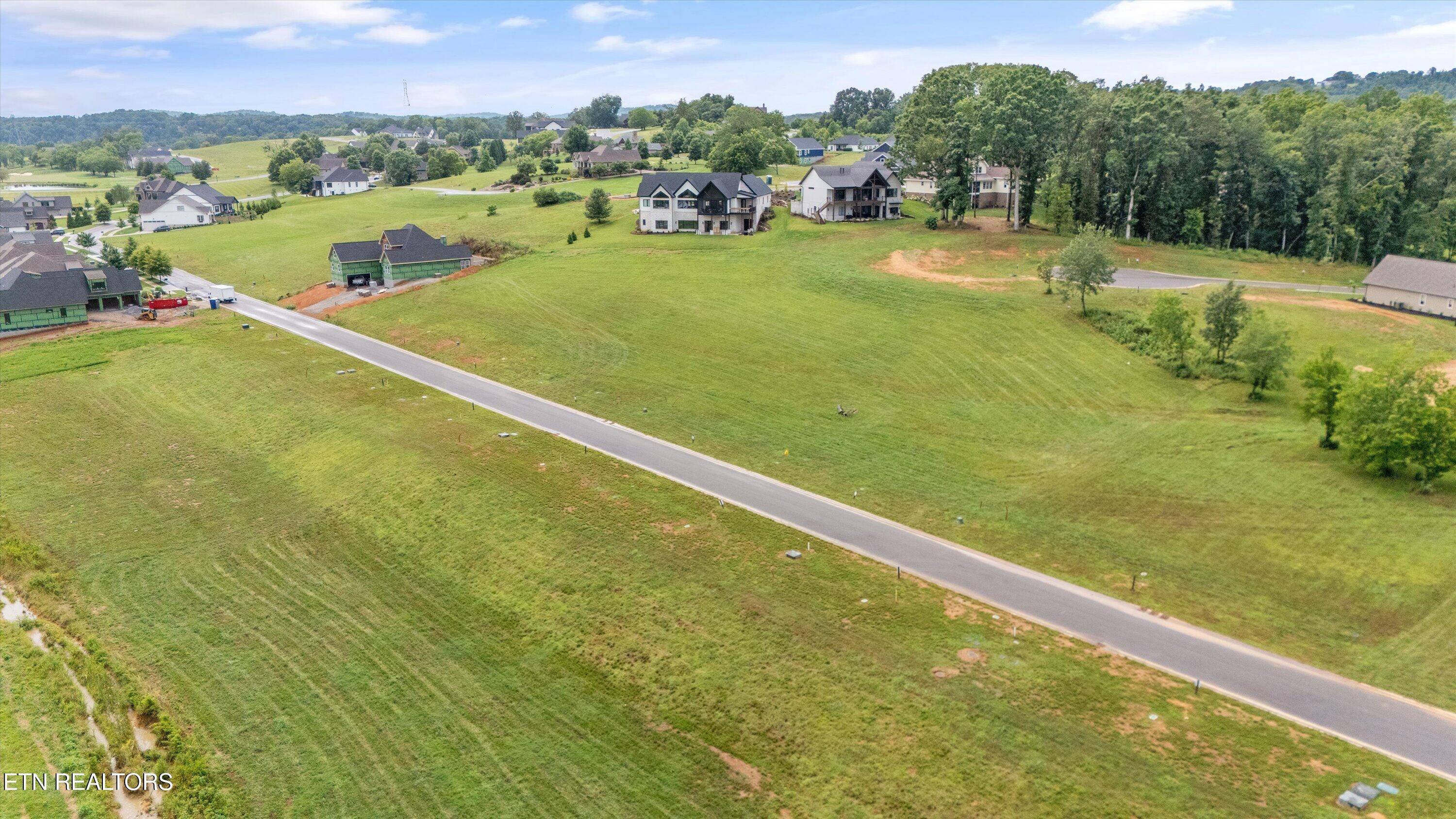 Loudon, TN 37774,2705 Chestnut LN