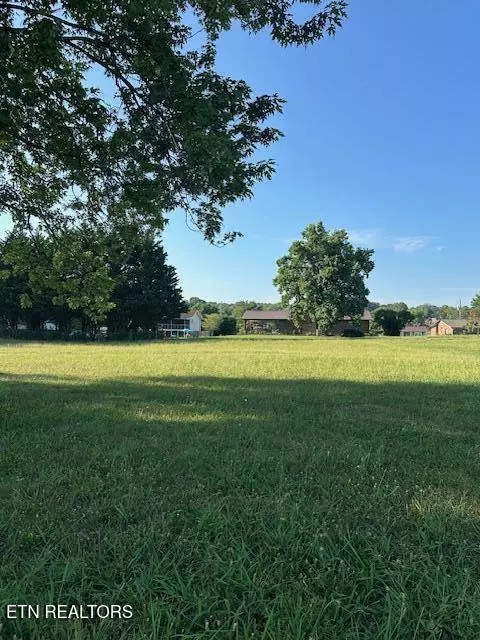 Morristown, TN 37813,3727 Halifax CIR