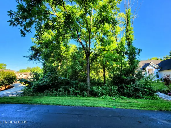 141 Saloli WAY, Loudon, TN 37774