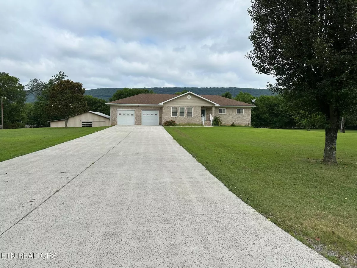 Evensville, TN 37332,305 Medlin PIKE