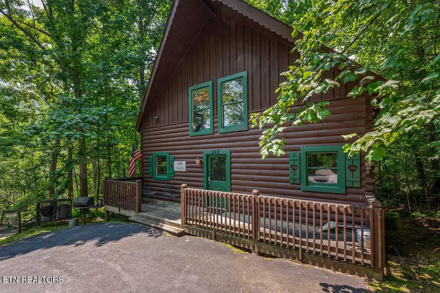 560 Wildwood Forest WAY, Sevierville, TN 37876