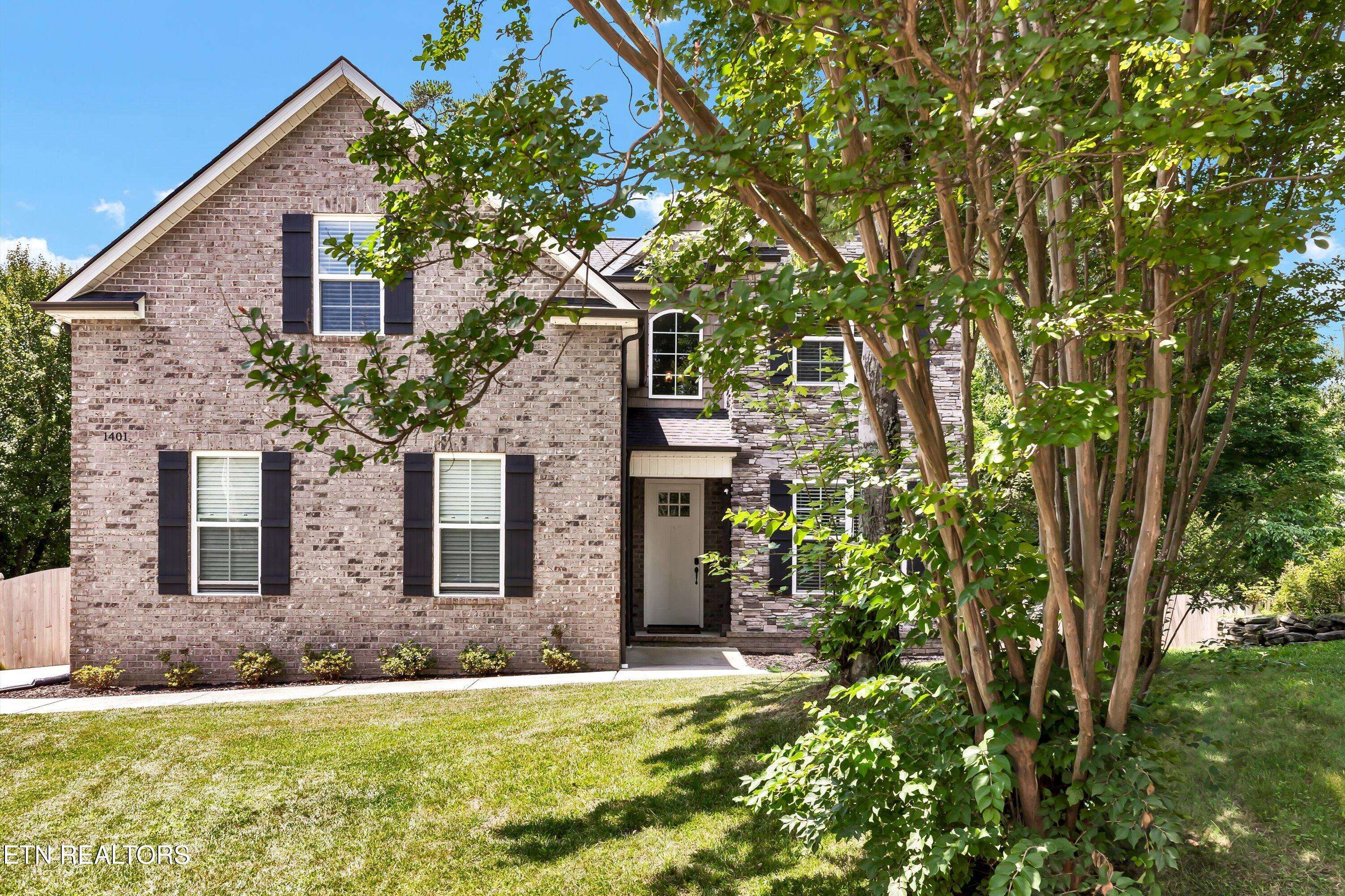 1401 Willow Filed LN, Knoxville, TN 37931