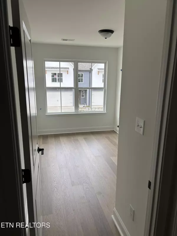 Knoxville, TN 37931,1736 Lateglow WAY