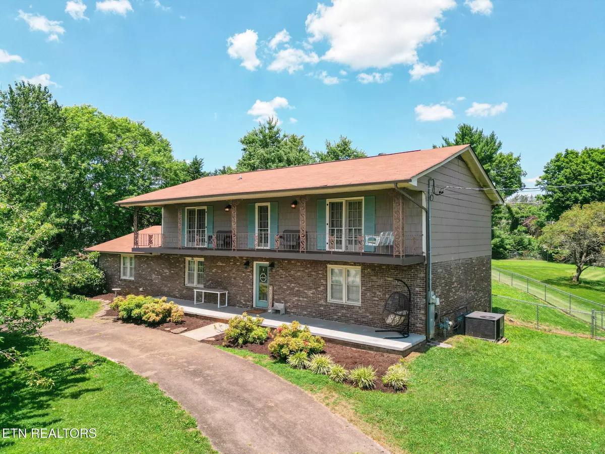 Knoxville, TN 37938,4309 Dogwen Rd