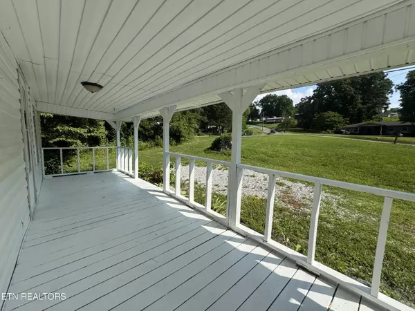 Lafollette, TN 37766,914 13th St