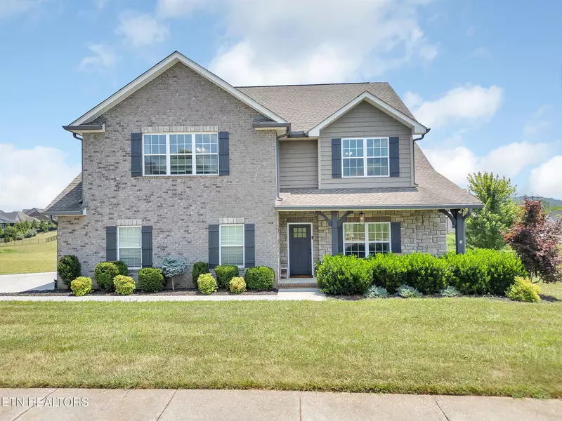 1710 Cool Brook CT, Sevierville, TN 37876