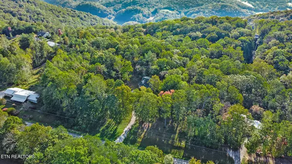 Crossville, TN 38572,12897 Highway 127 S