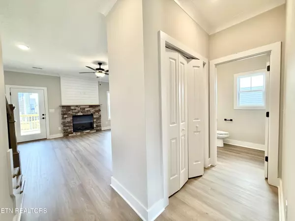 Maryville, TN 37803,3213 Song Sparrow DR