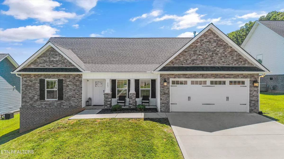 Clinton, TN 37716,207 Daniel Morris PT