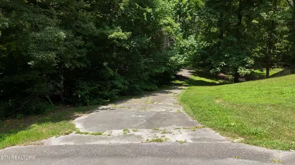 Cleveland, TN 37323,000 Chestuee DR