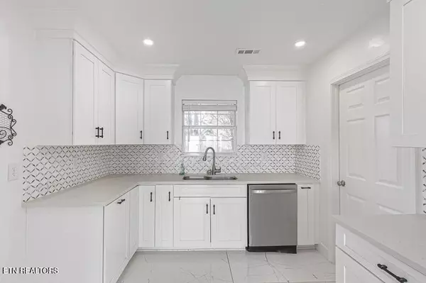 Sevierville, TN 37862,1220 Ariell Lea