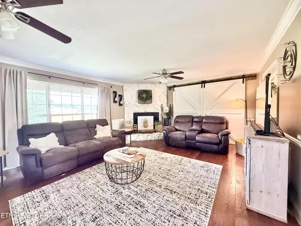 Maryville, TN 37801,312 Bob Baribeau DR