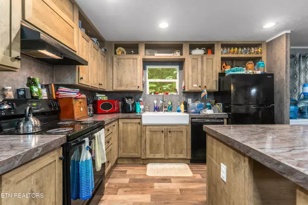 Rocky Top, TN 37769,346 Strong Hollow LN