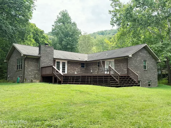 Clinton, TN 37716,160 Lone River LN