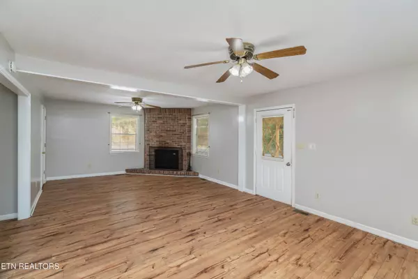 Kingston, TN 37763,319 De Armond Rd