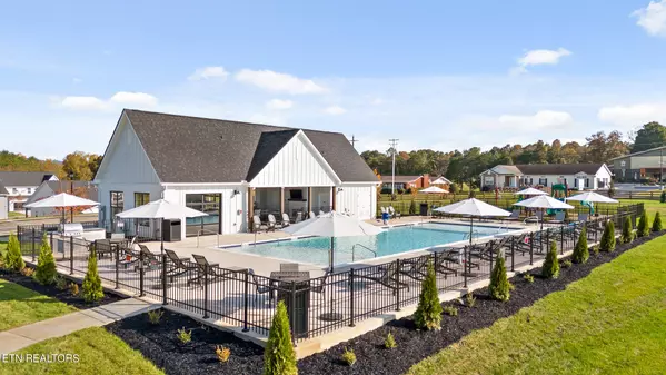 Knoxville, TN 37924,7353 Sun Blossom #114