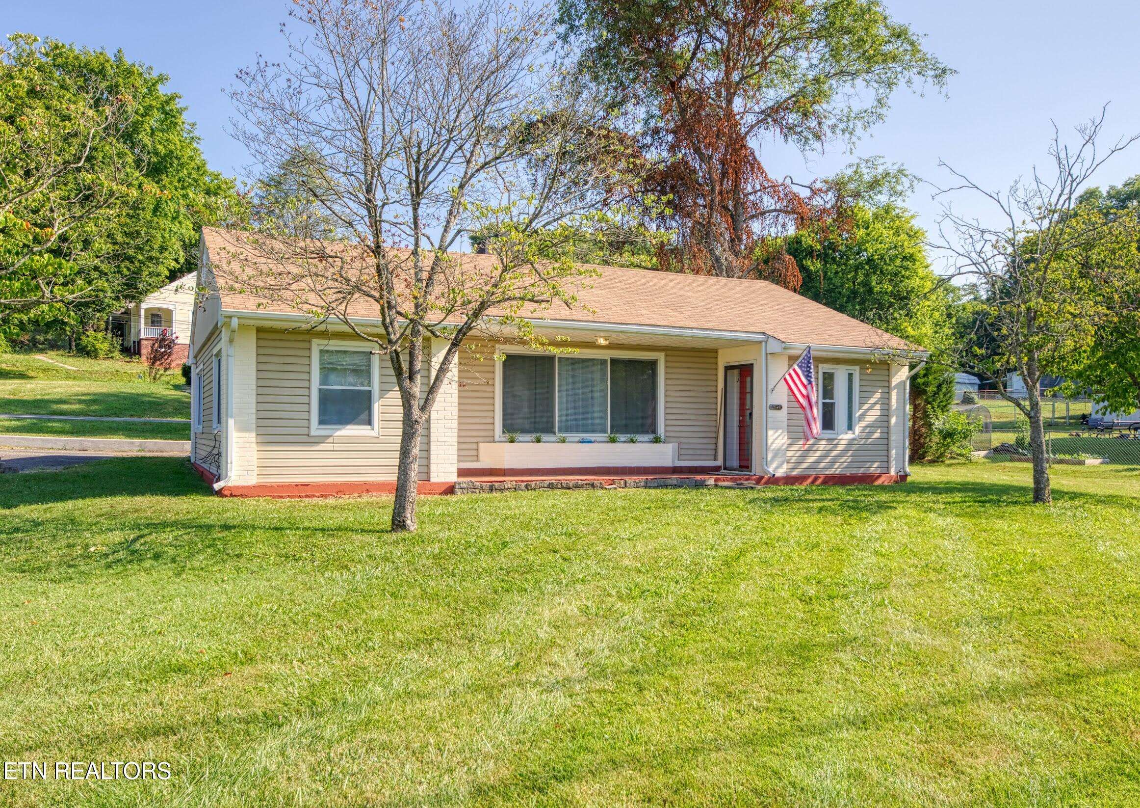 Knoxville, TN 37918,1901 Fair DR