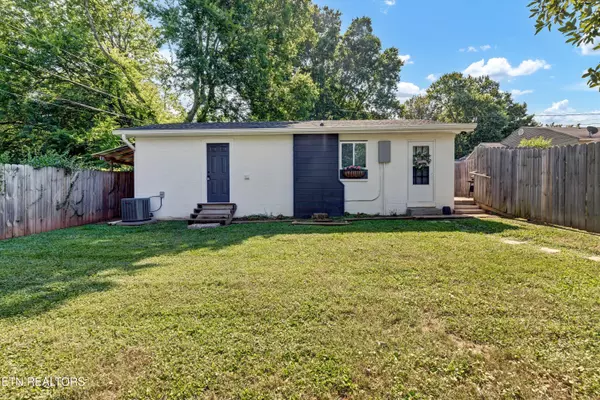 Knoxville, TN 37920,1925 Trotter Ave