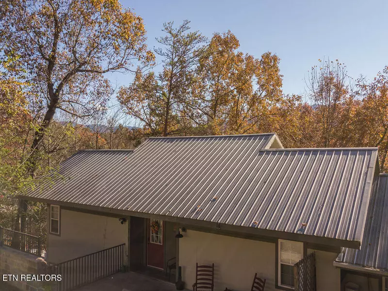537 Johnson LN #2, Gatlinburg, TN 37738