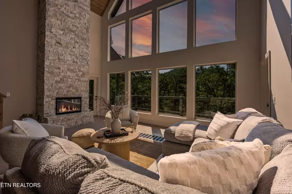 Sevierville, TN 37862,3047 Redtail Road