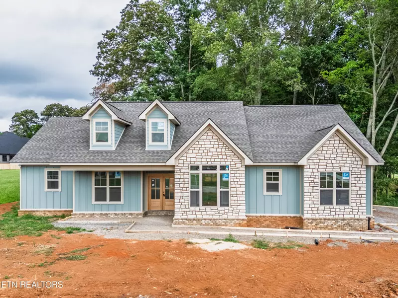 936 Herbert DR, Greenback, TN 37742
