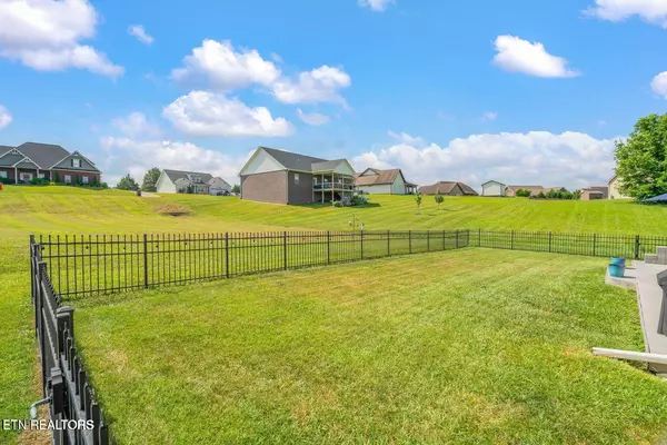 Strawberry Plains, TN 37871,824 Commonwealth Ave