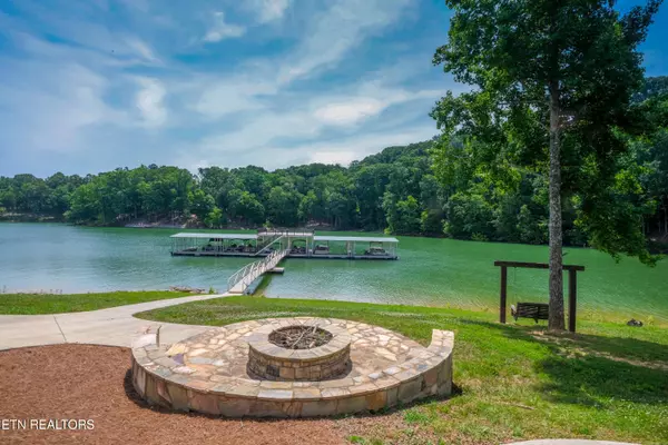 Dandridge, TN 37725,Sunset Harbor Dr