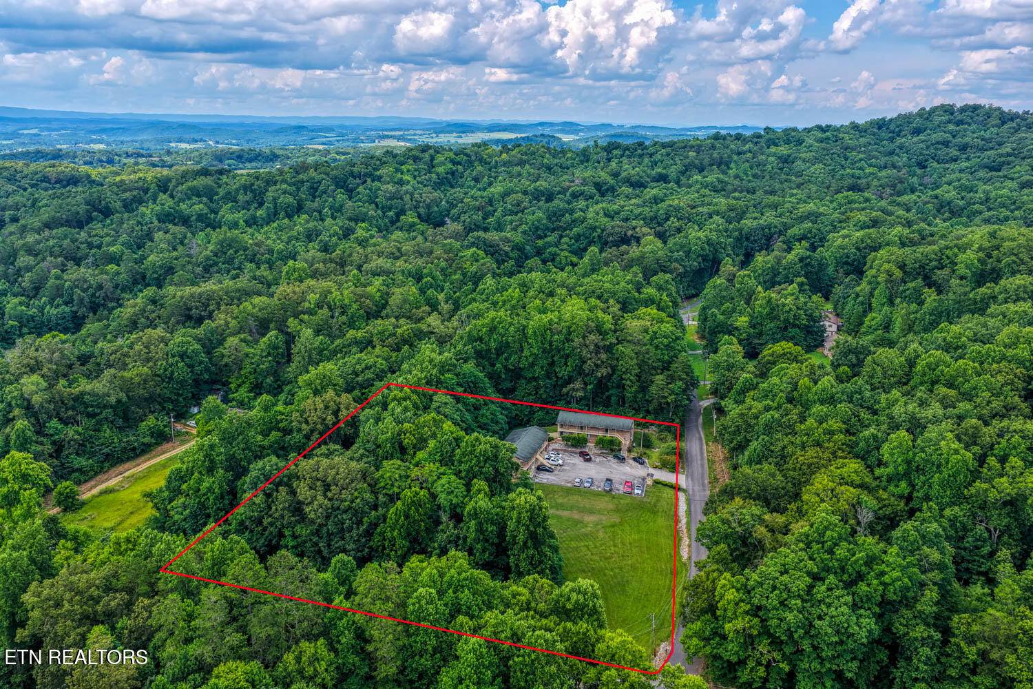 Strawberry Plains, TN 37871,2810 Daybreak WAY