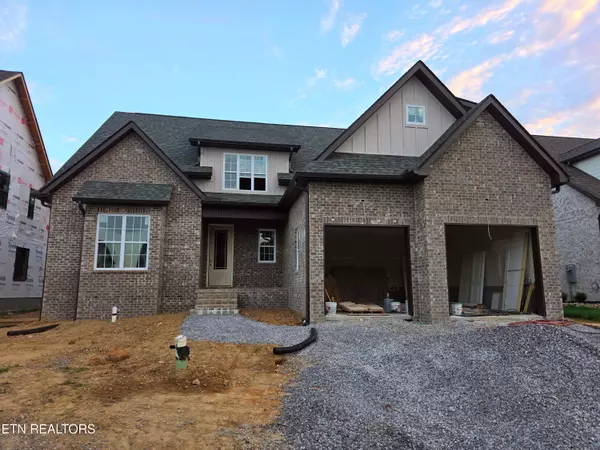 Knoxville, TN 37919,8109 Carolina Cherry LN
