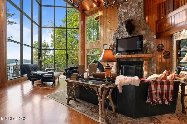 Lafollette, TN 37766,311 Deerwood LN