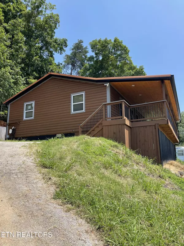 Dandridge, TN 37725,1908 Inskip LN