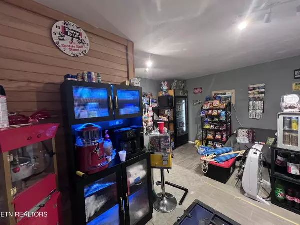 Middlesboro, KY 40965,119 Wagon Hollow Rd