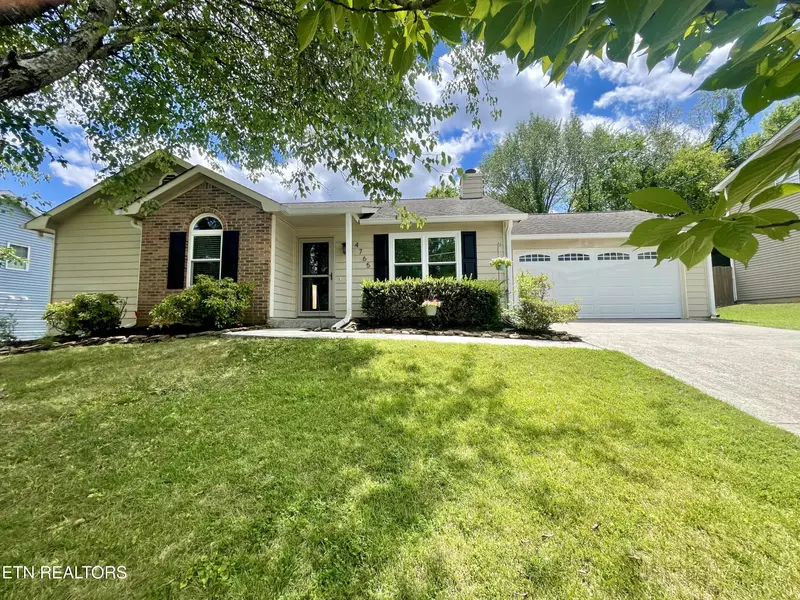 4765 Brierley DR, Knoxville, TN 37921