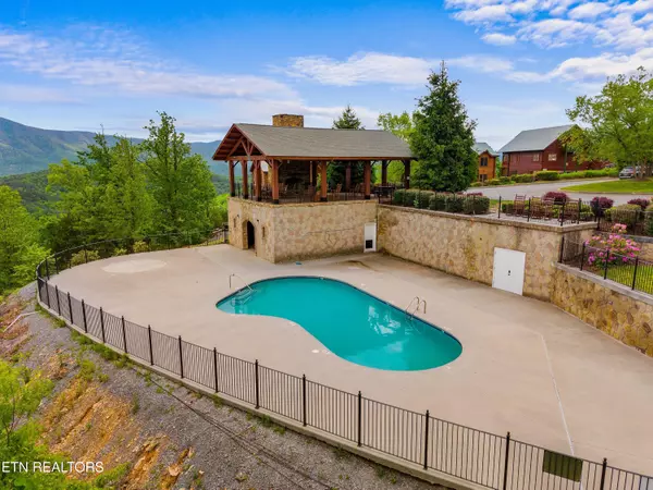 Sevierville, TN 37862,3105 Lakeview Lodge DR