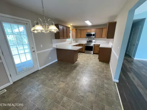 Madisonville, TN 37354,125 Hartland DR