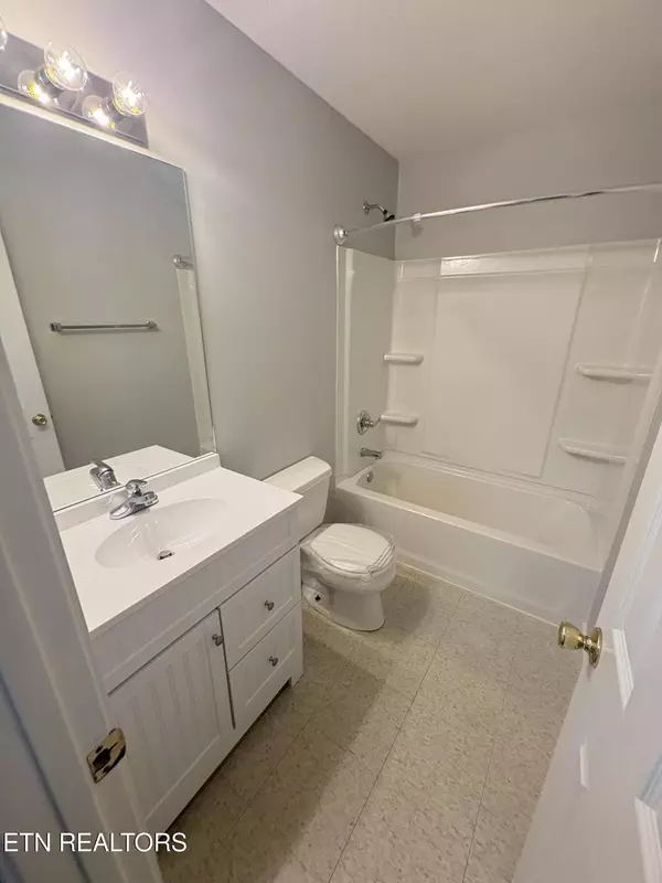 Seymour, TN 37865,320 Chilhowee School Rd