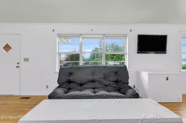 Spring City, TN 37381,137 Scenic Hill DR