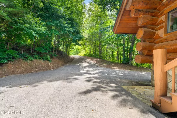 Gatlinburg, TN 37738,617 Almost Heaven WAY