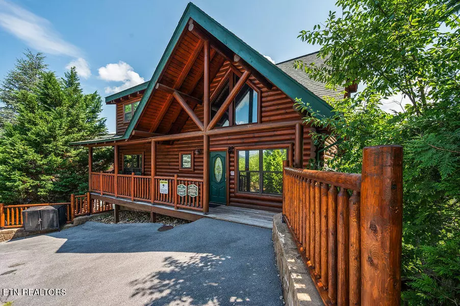 2307 Hollow Branch WAY, Sevierville, TN 37862