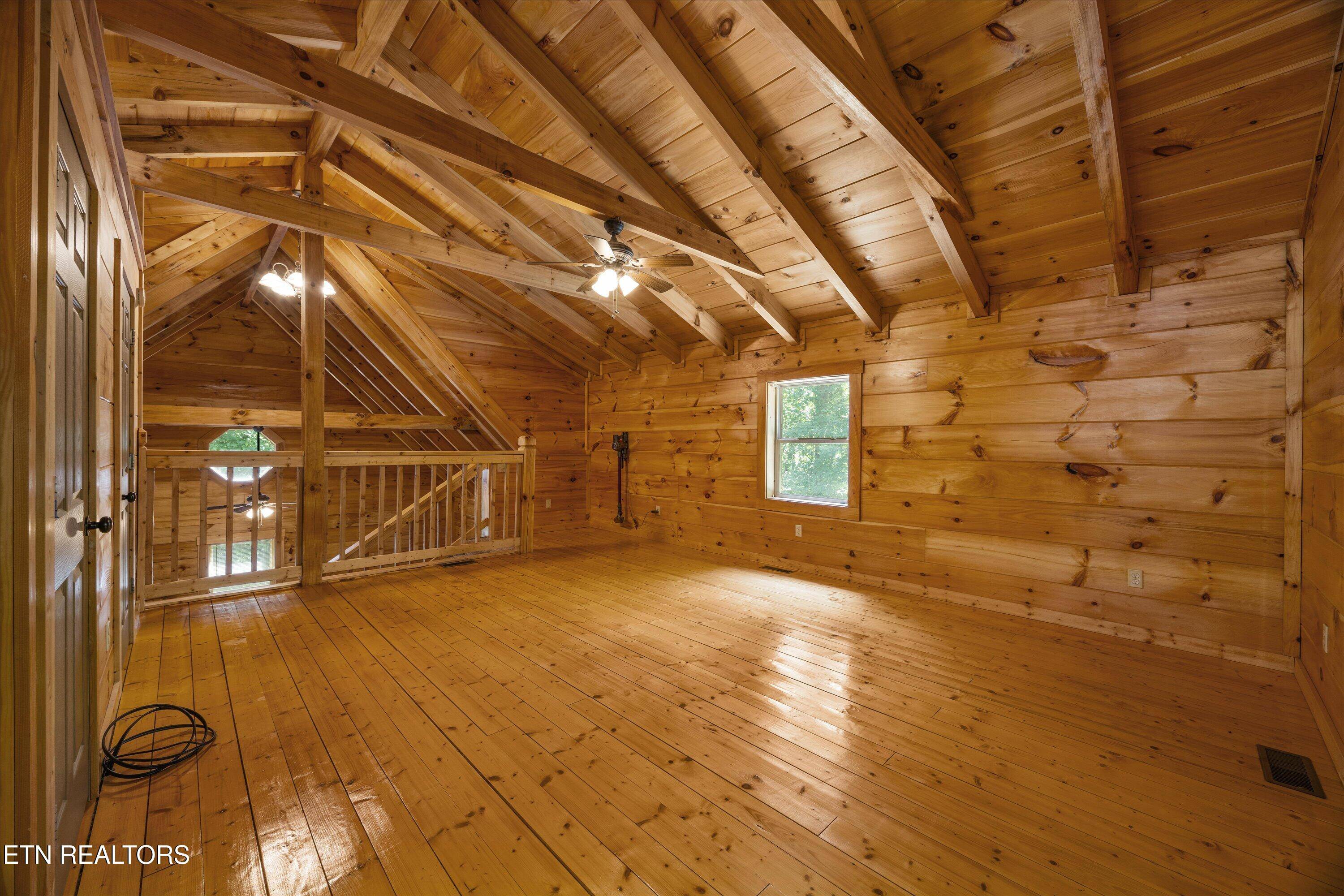 Cosby, TN 37722,4264 Peachie WAY