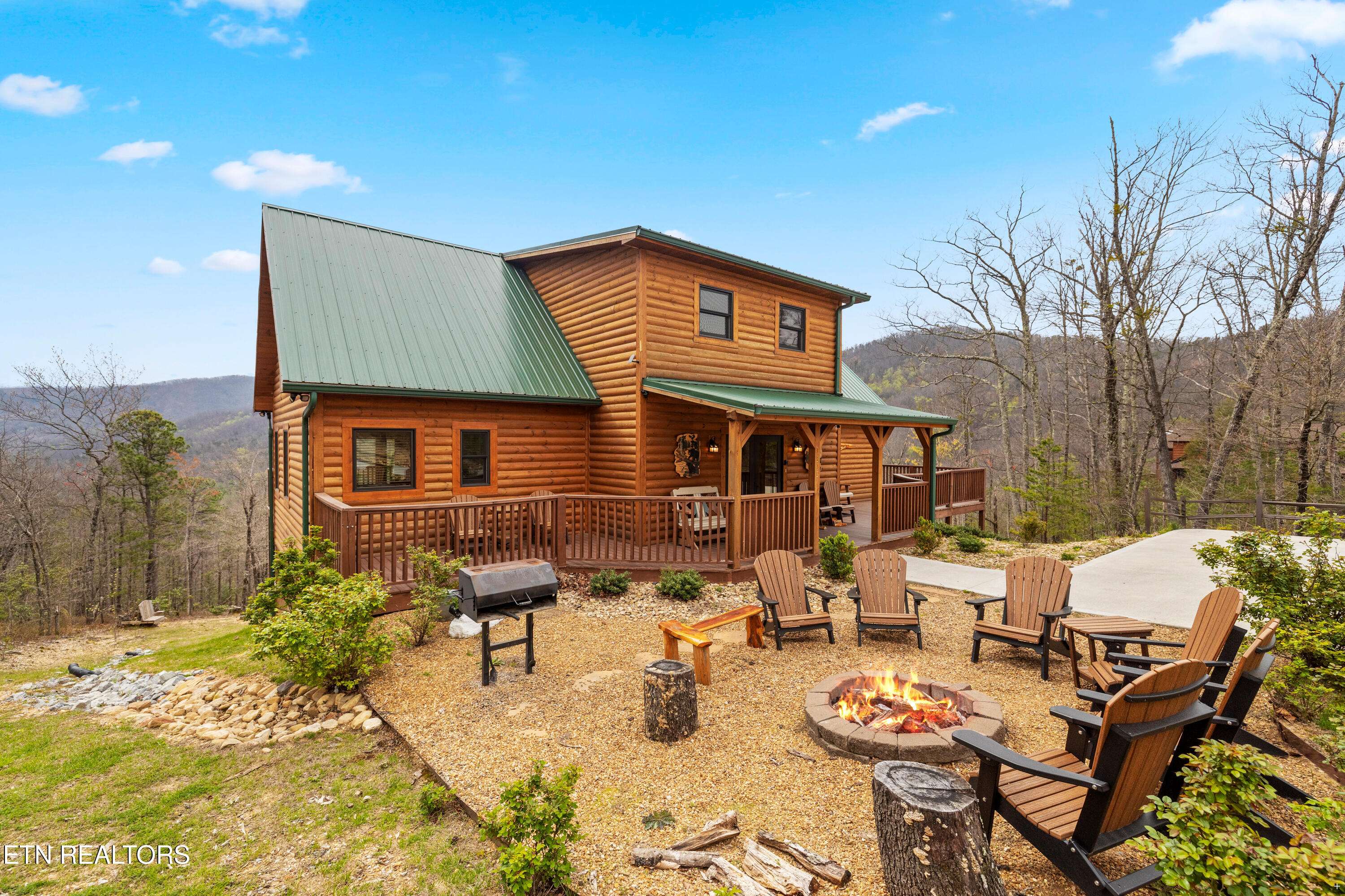 1845 Pinestand Ridge WAY, Sevierville, TN 37862