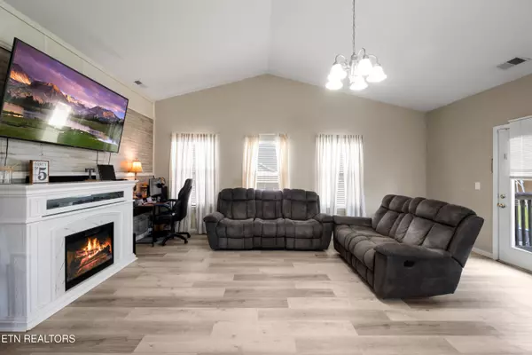 Sevierville, TN 37876,2340 Monarch CIR