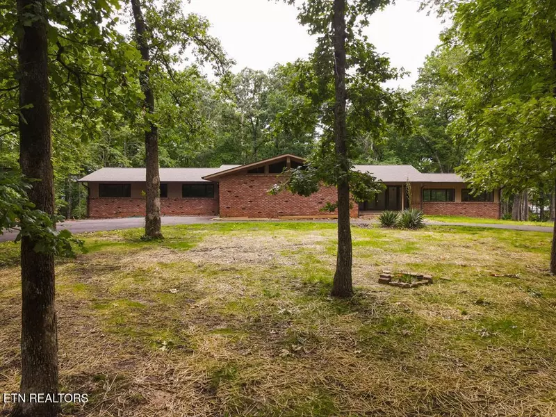 745 Contraband LN, Cookeville, TN 38501