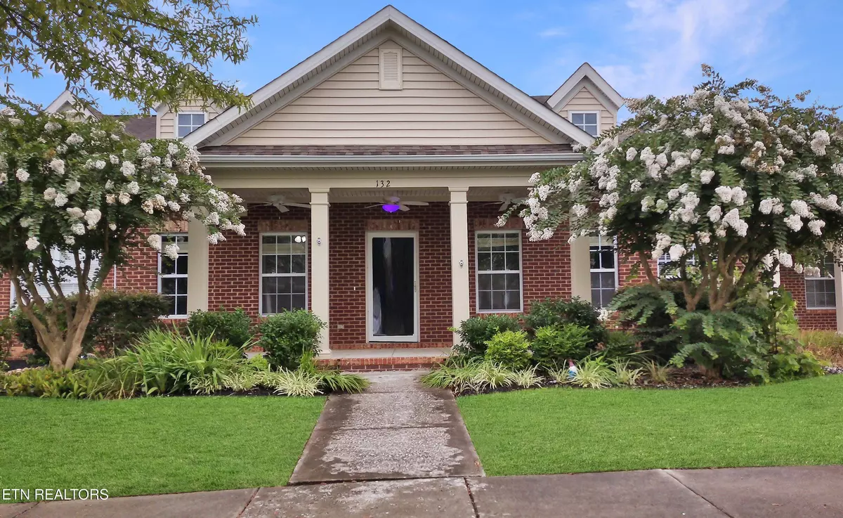 Oak Ridge, TN 37830,132 Hardinberry St