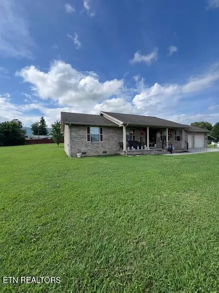1459 old middlesboro Hwy, Lafollette, TN 37766