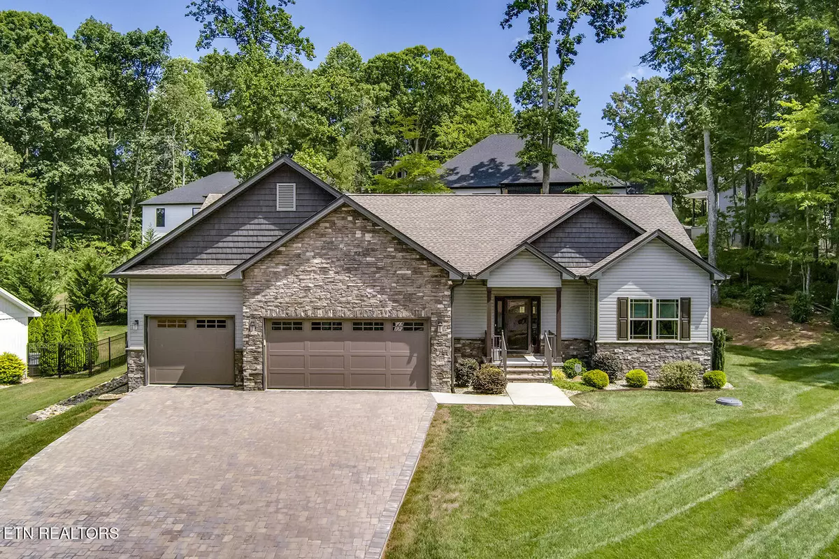 Loudon, TN 37774,244 Chuniloti WAY