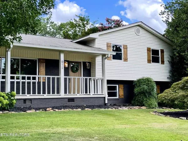 Knoxville, TN 37923,912 Naples Rd