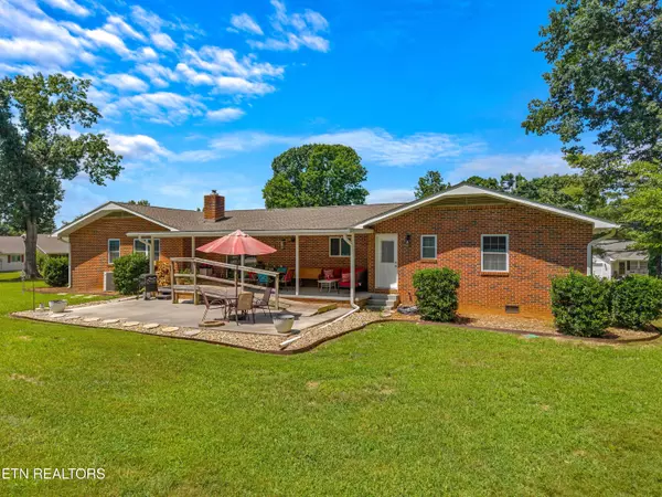 Dandridge, TN 37725,389 Economy CIR