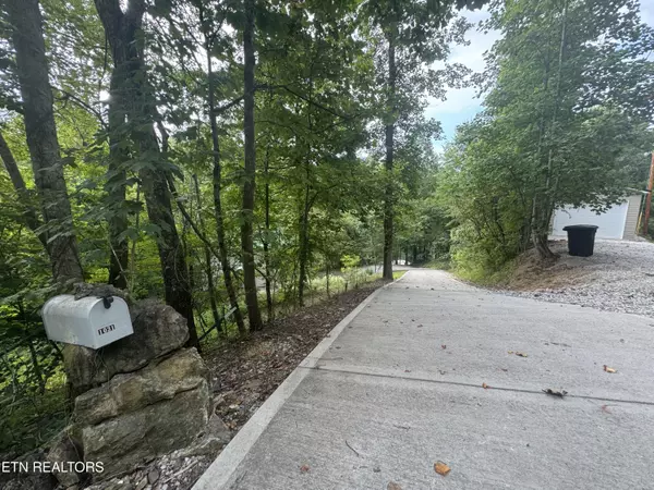 Lafollette, TN 37766,1031 Big Creek Rd