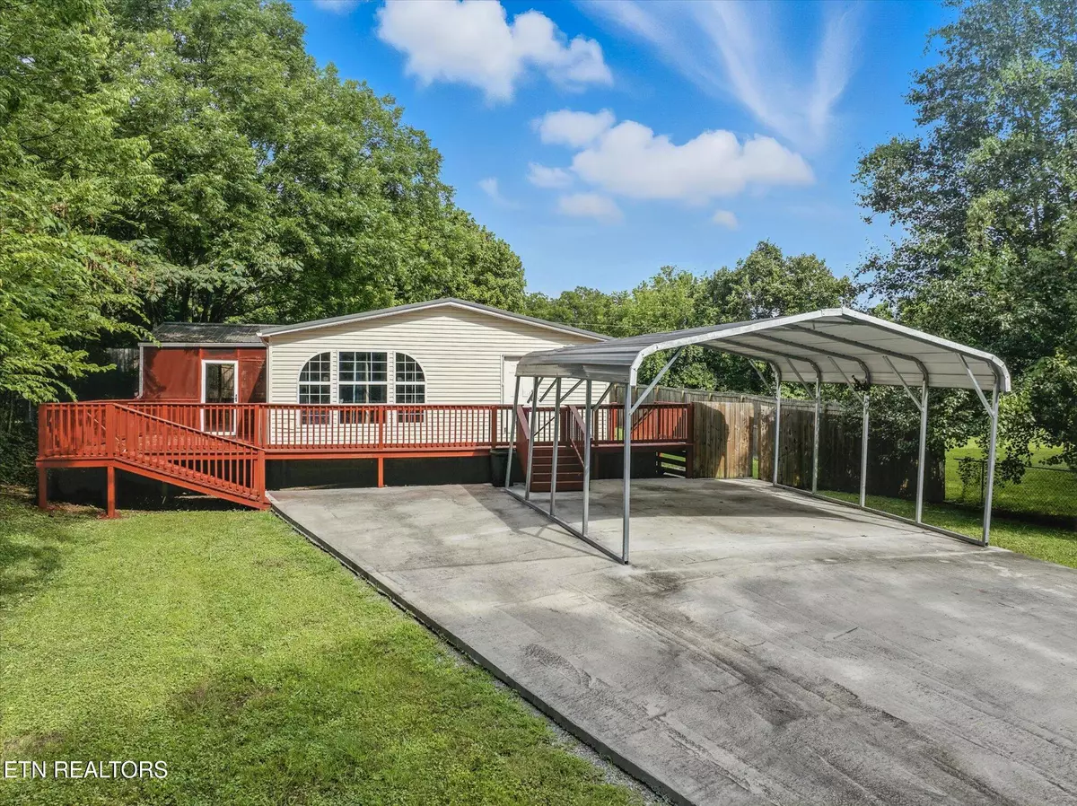 Etowah, TN 37331,114 Washington Ave